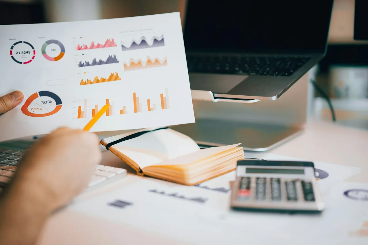 Google Ads Budget: How Much Should a Small Business Actually Spend? — article illustration